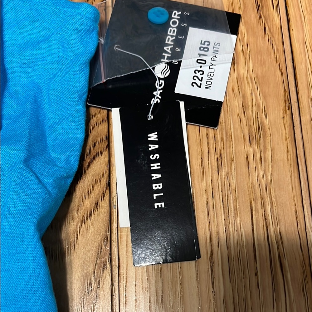 Sag Harbor Blue Sleeveless Button Down Shirt NWT - Picture 7 of 7